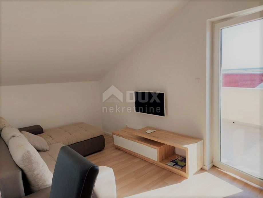 ISOLA DI PAG, KOŠLJUN - Appartamento 109 m2, 200m dal mare, VISTA MARE!