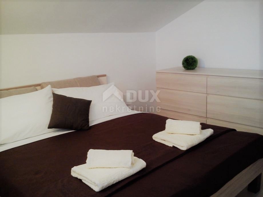 ISOLA DI PAG, KOŠLJUN - Appartamento 109 m2, 200m dal mare, VISTA MARE!