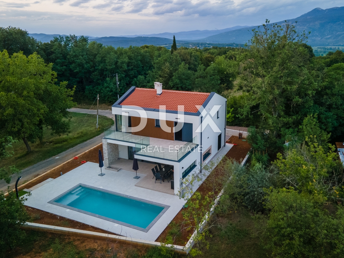 ISTRIA, LABIN - Casa dal design contemporaneo con piscina