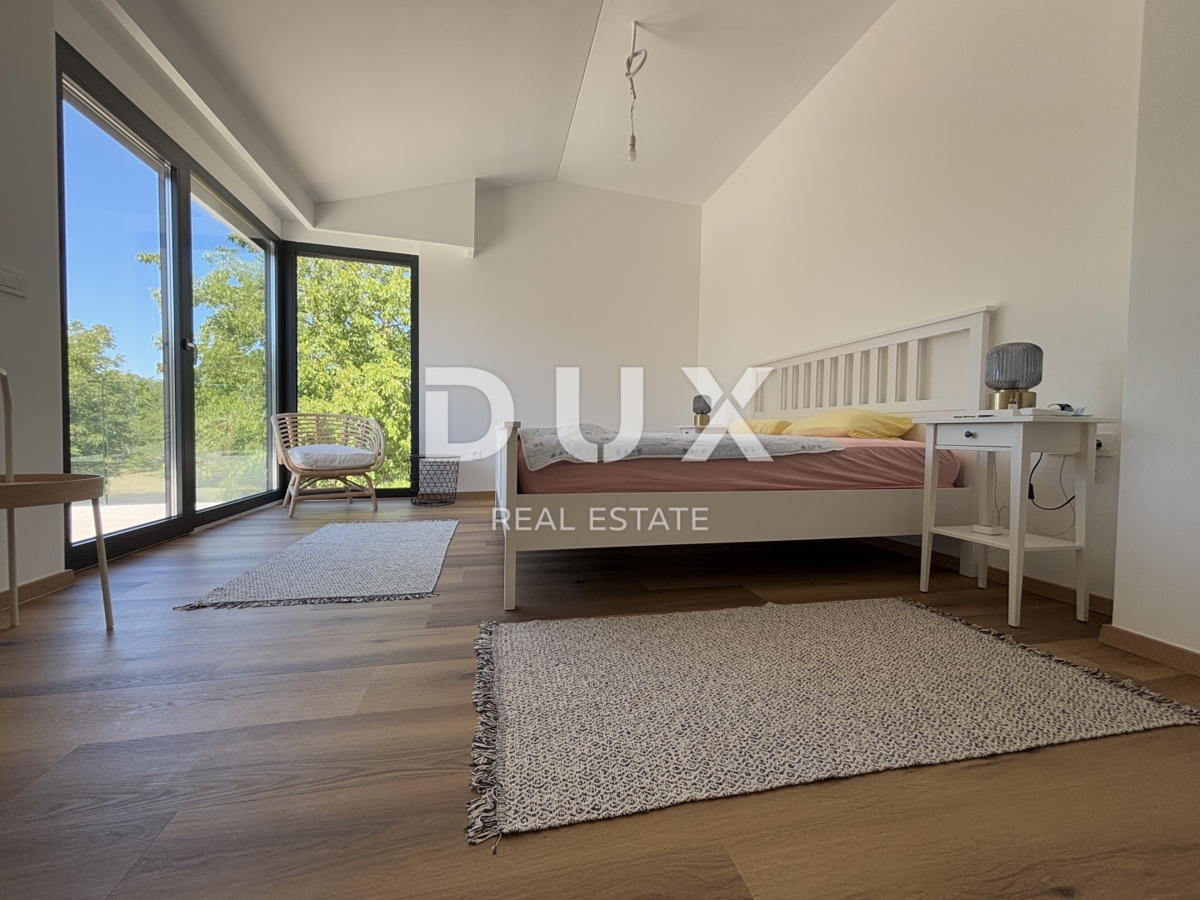 ISTRIA, LABIN - Casa dal design contemporaneo con piscina