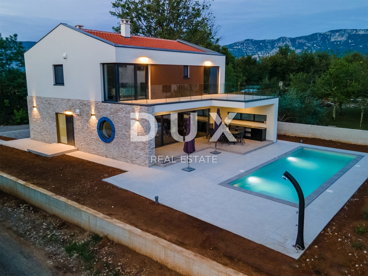 ISTRIA, LABIN - Casa dal design contemporaneo con piscina