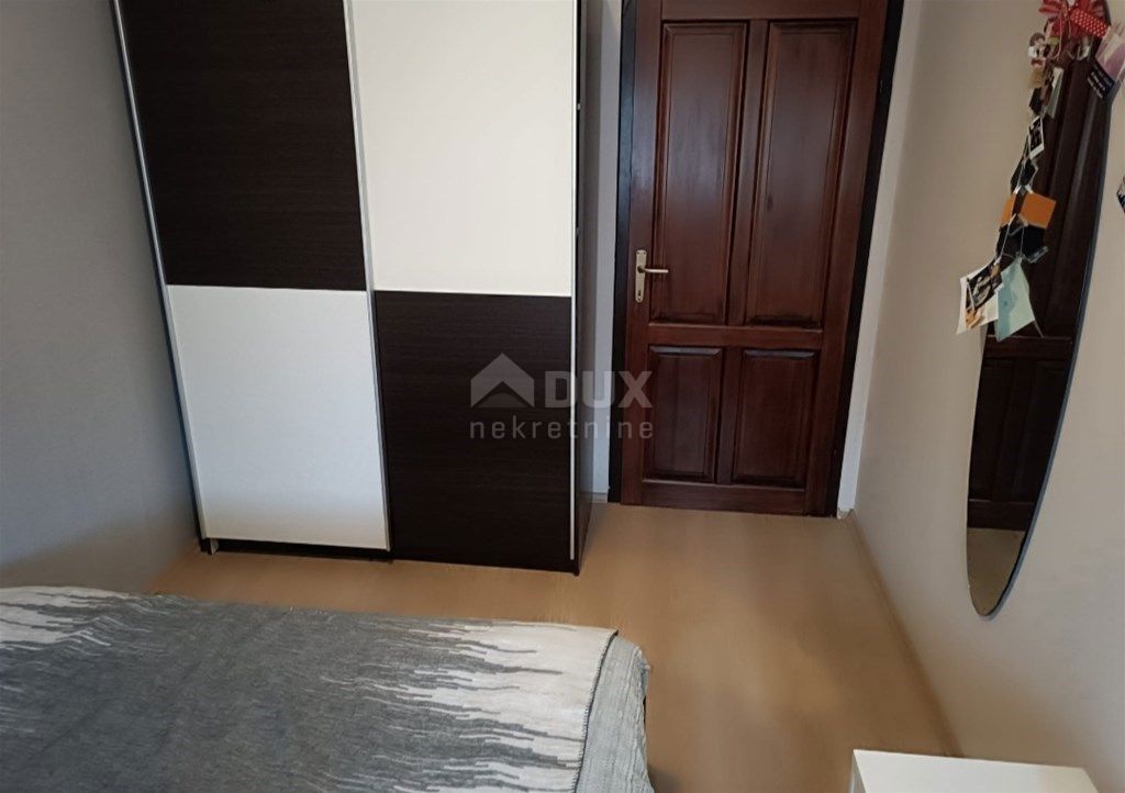 MATULJI - 2BR + DB in un edificio nuovo con parcheggio in una posizione tranquilla