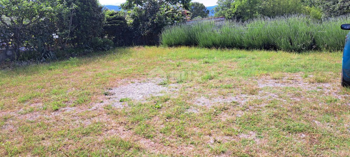 ISOLA DI KRK, LINARDIĆI - bella casa con cinque appartamenti