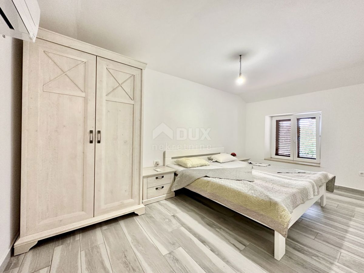 ISTRIA, TINJAN - NUOVO! Casa istriana ristrutturata con piscina 