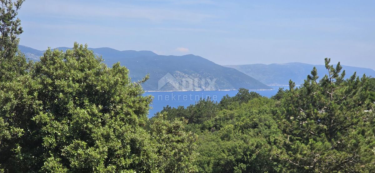 ISTRIA, RABAC, DINTORNI - Terreno edificabile con bellissima vista mare, ideale per costruire due ville