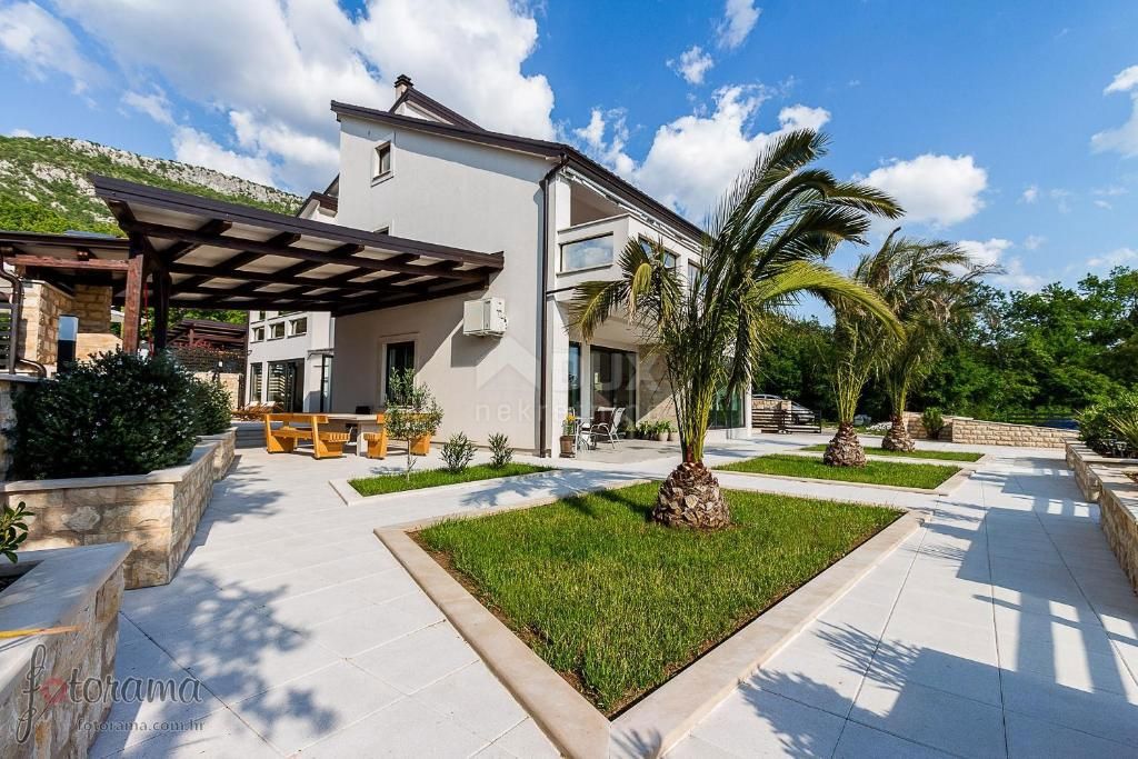 Casa Crikvenica, 350m2