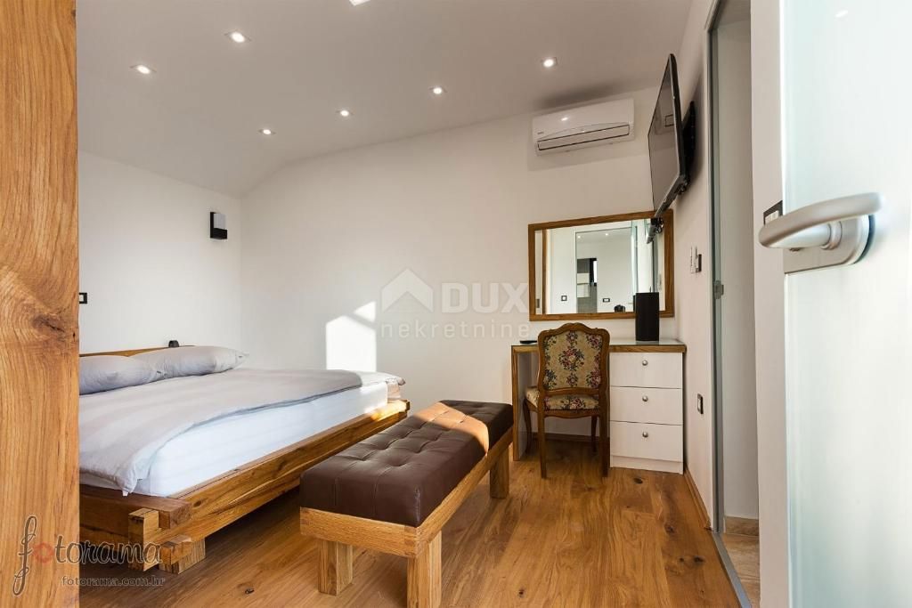 Casa Crikvenica, 350m2