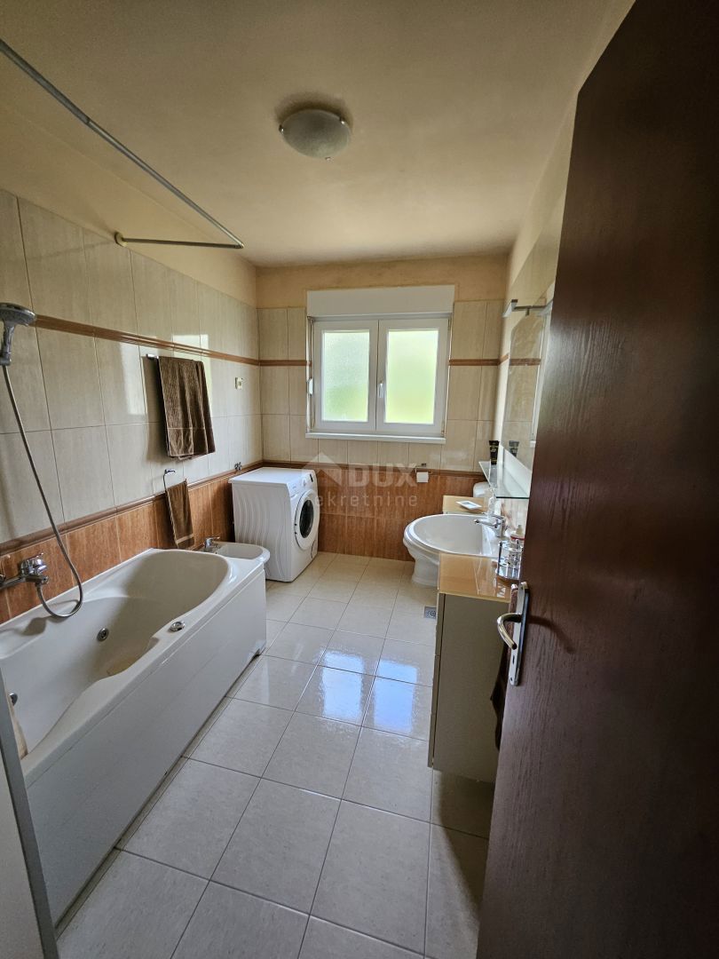 MATULJI, KASTAV, TOMETIĆI - appartamento 106m2 DB+3P completamente arredato 