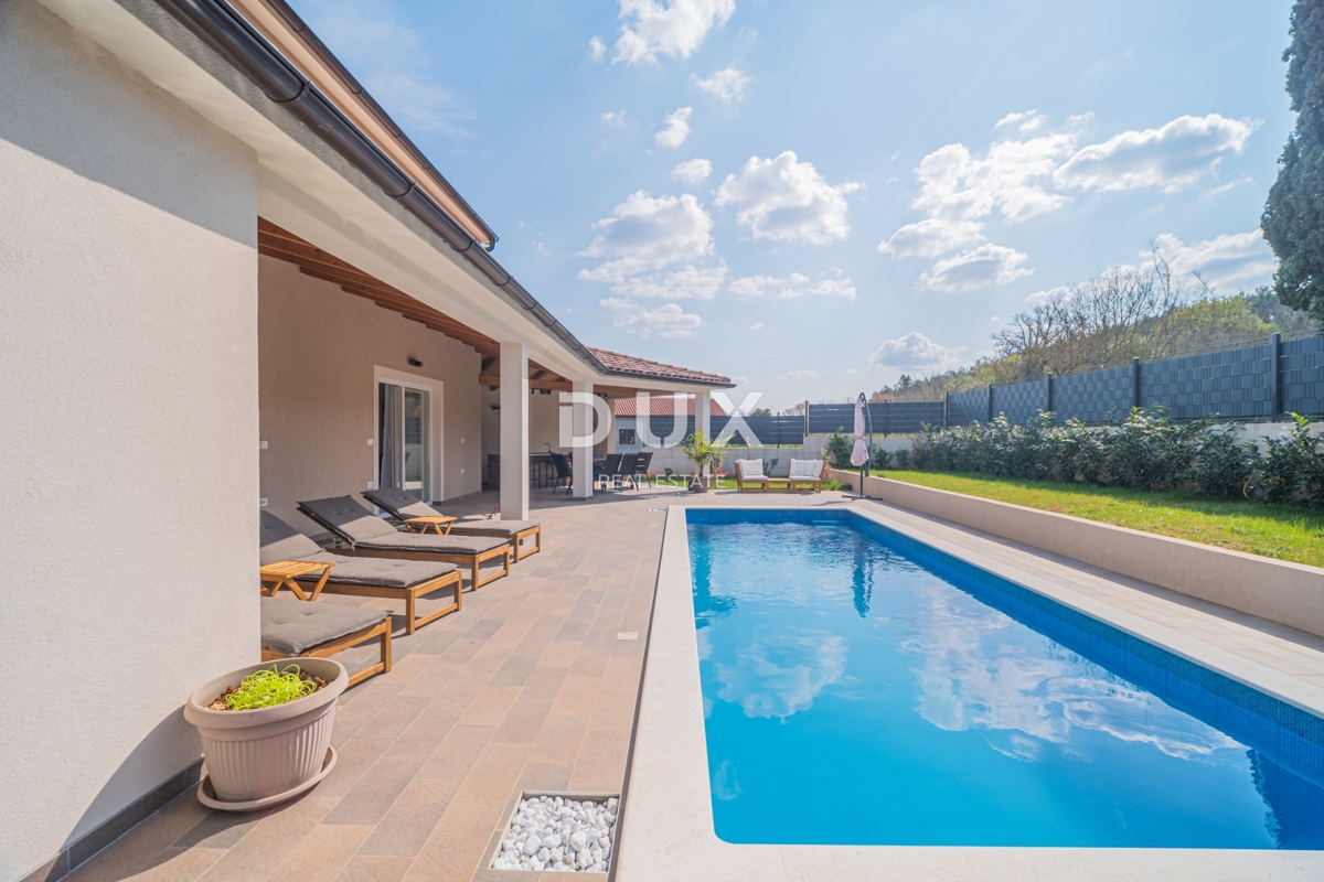 ISTRIA, ROVIGNO - Casa a più piani di nuova costruzione con piscina vicino a Rovigno