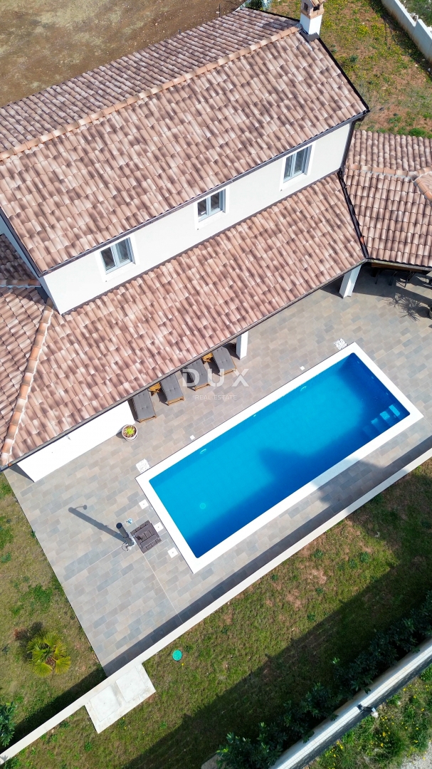 ISTRIA, ROVIGNO - Casa a più piani di nuova costruzione con piscina vicino a Rovigno