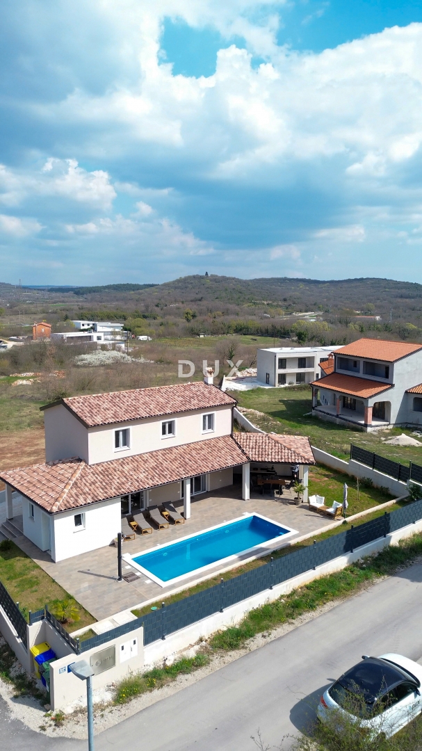 ISTRIA, ROVIGNO - Casa a più piani di nuova costruzione con piscina vicino a Rovigno