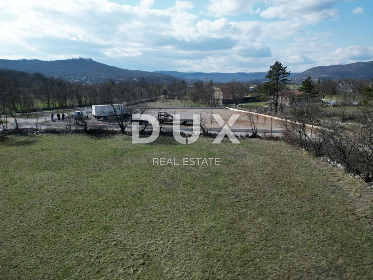 KUKULJANOVO, GROBNIK, SOBOLI - terreno edificabile di 5083 m2 per un edificio commerciale-residenziale 
