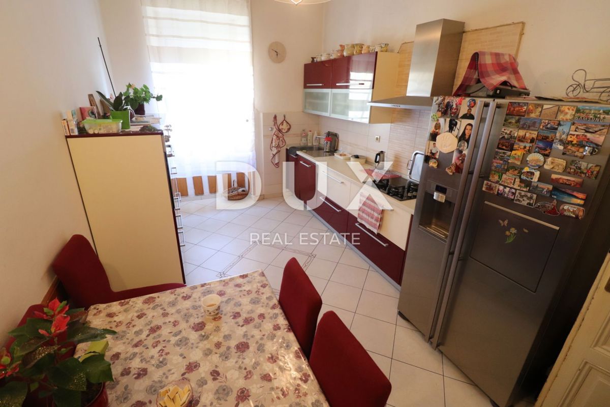 RIJEKA, CENTRO - 3BR+DB, appartamento padronale in un'ottima posizione!