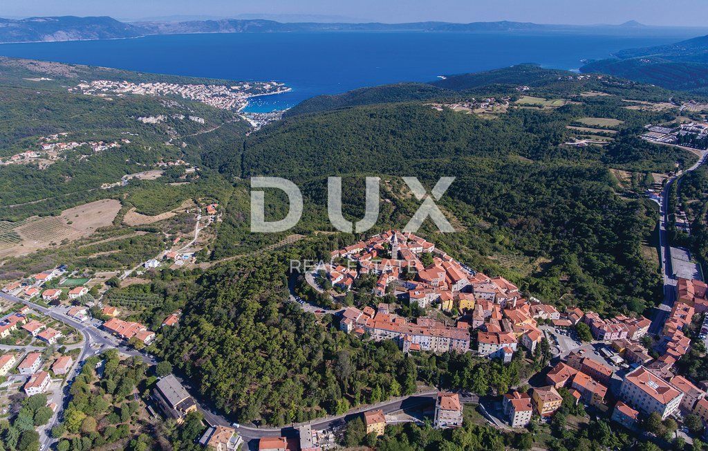 ISTRIA, LABIN - Bella casa con piscina 