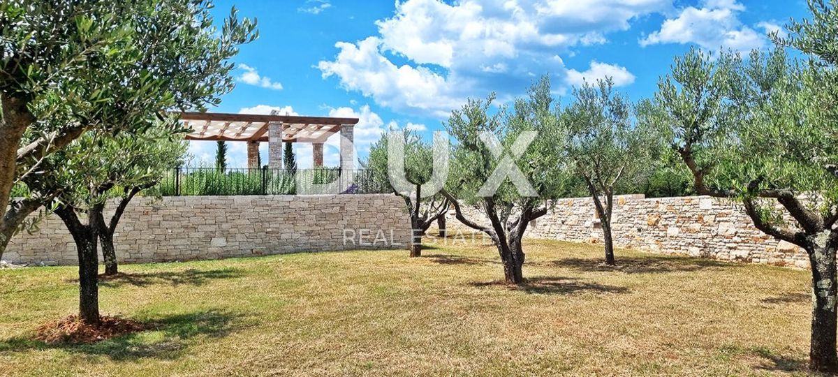 ISTRIA, MARČANA - Appartata casa in pietra vicino al mare