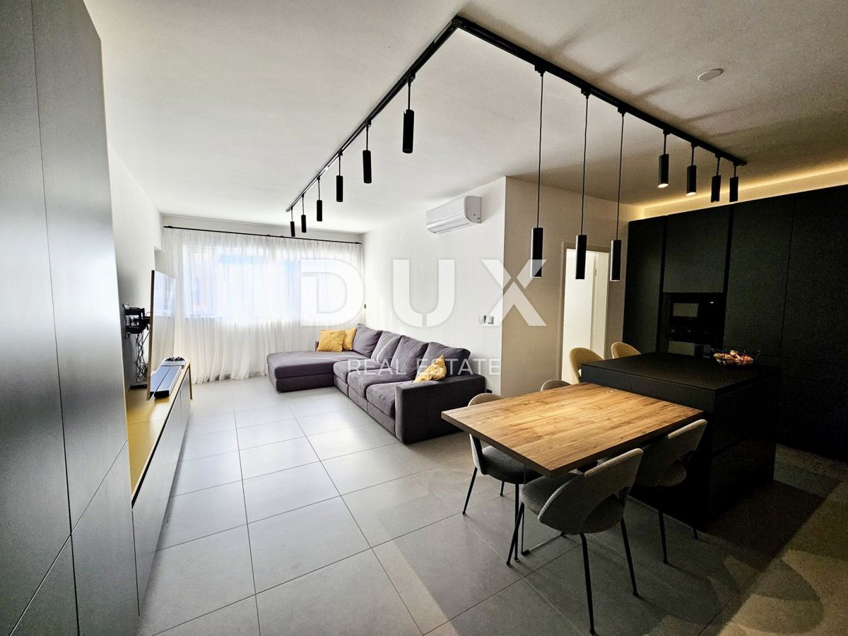 ISTRIA, UMAGO - 3BR+DB nella posizione più desiderabile della città