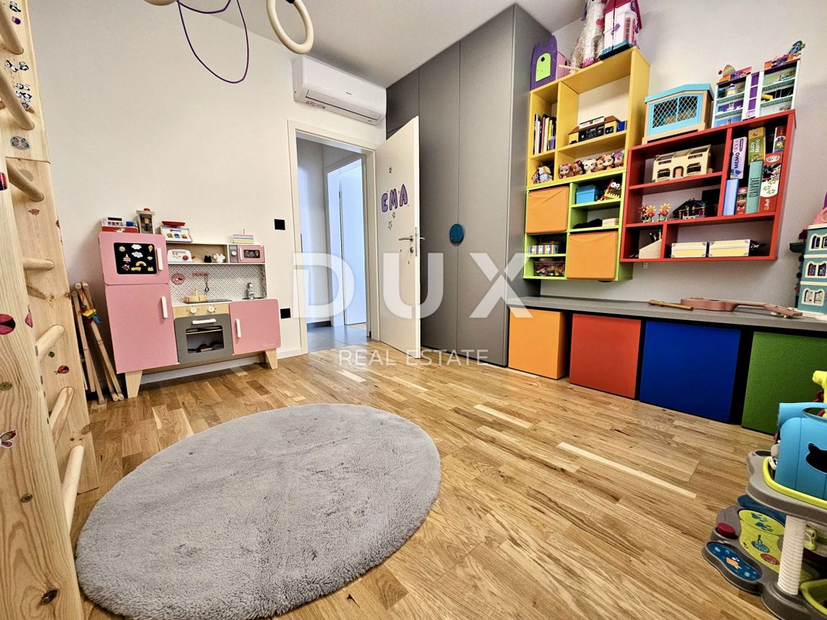 ISTRIA, UMAGO - 3BR+DB nella posizione più desiderabile della città