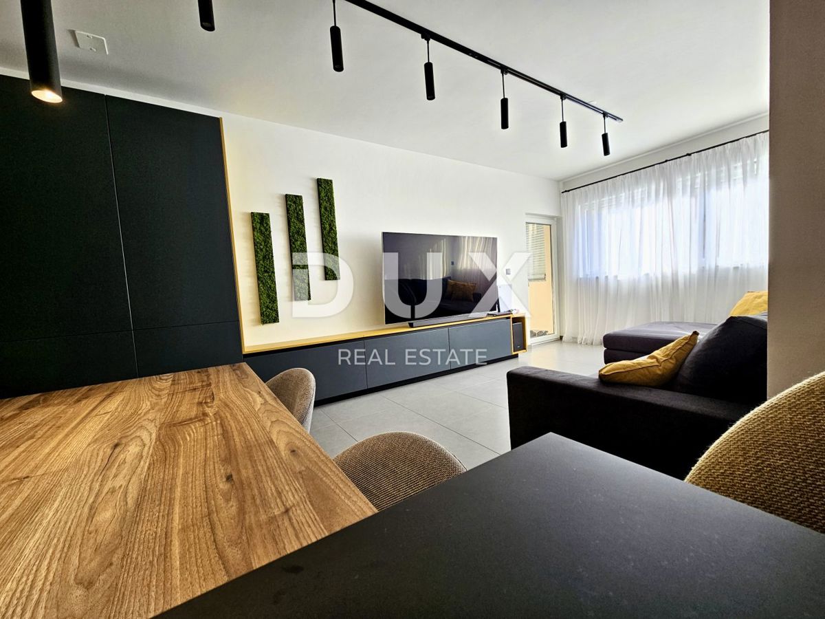 ISTRIA, UMAGO - 3BR+DB nella posizione più desiderabile della città
