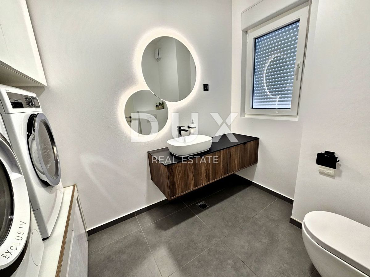 ISTRIA, UMAGO - 3BR+DB nella posizione più desiderabile della città