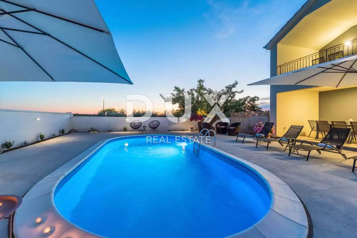 ZADAR, POLJICA BRIG - Bellissima villa con piscina