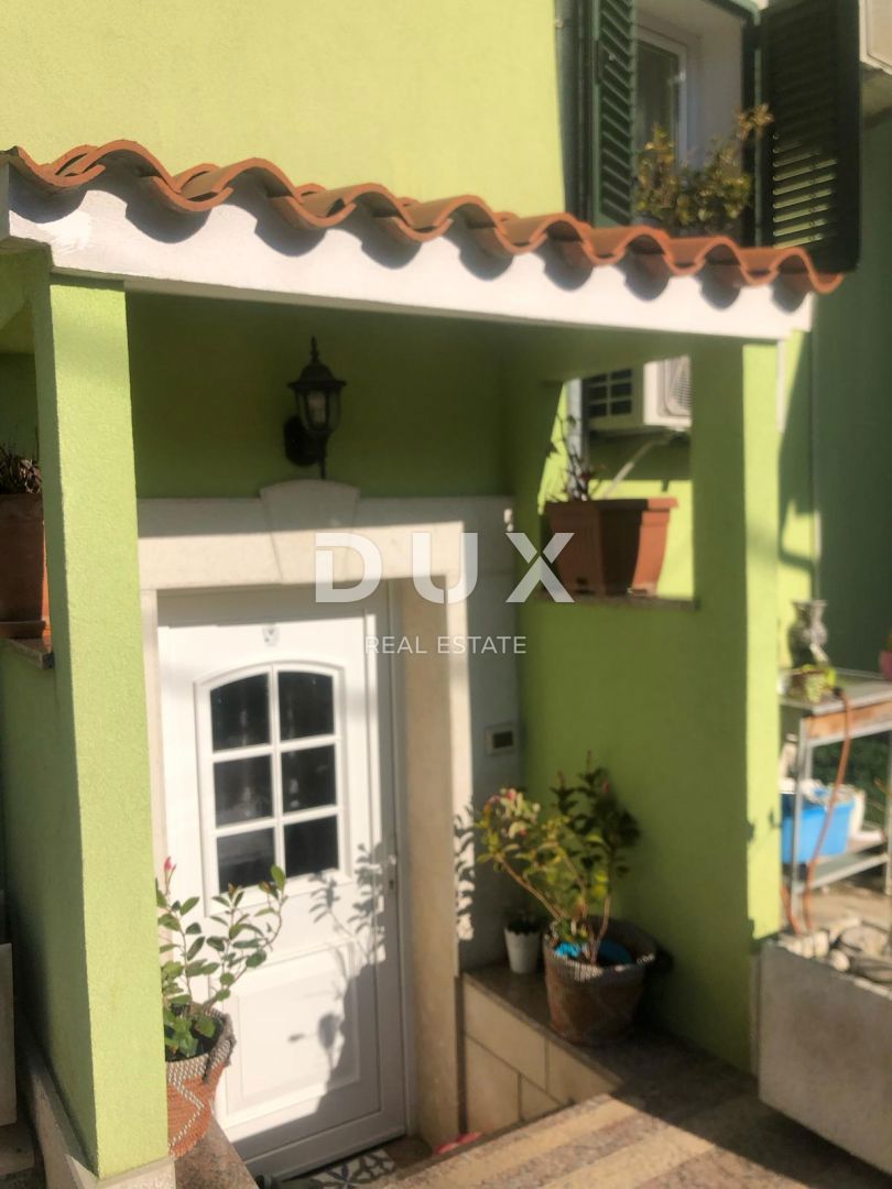 ISOLA DI CHERSO, VALUN – Casa con due appartamenti vicino al mare – ideale per vivere e/o per turismo! 