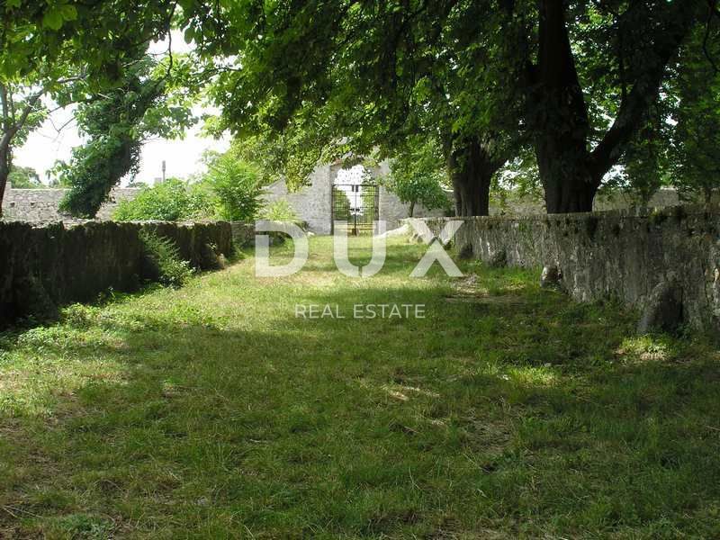 LABIN- RABAC - Tenuta del XVII secolo 3000m2 + area 18772 m²