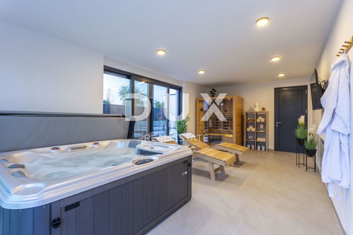 ISTRIA, BANJOLE - Villa moderna a 300 m dal mare in esclusiva per DUX!