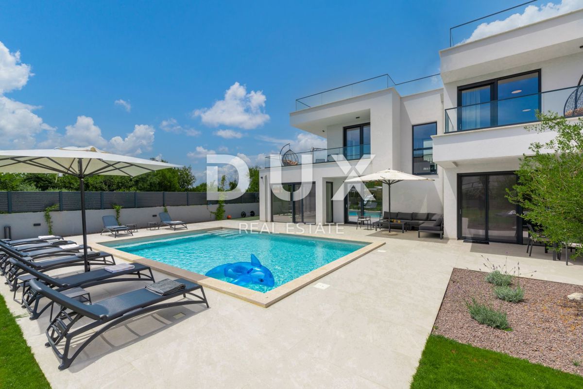 ISTRIA, BANJOLE - Villa moderna a 300 m dal mare in esclusiva per DUX!