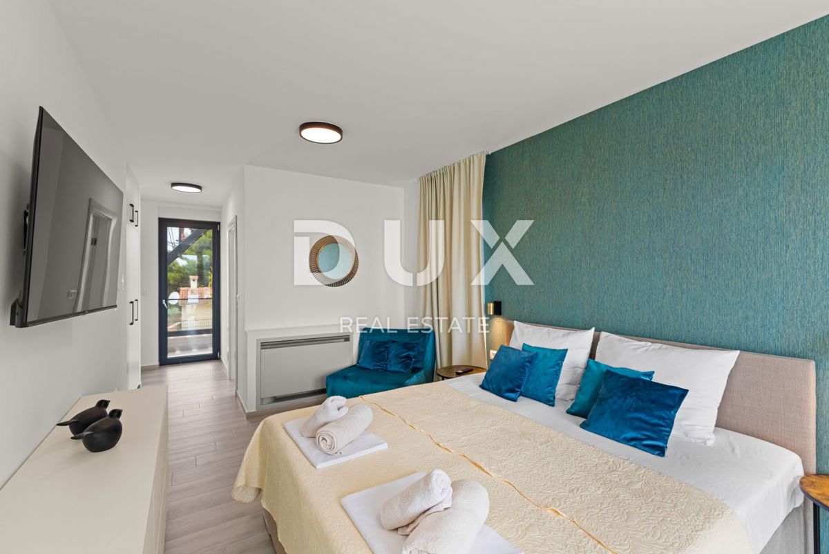 ISTRIA, BANJOLE - Villa moderna a 300 m dal mare in esclusiva per DUX!