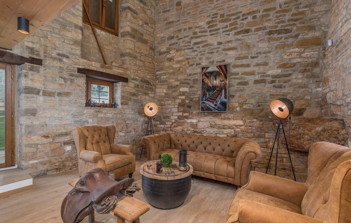 ISTRIA, GROŽNJAN - Bellissima proprietà con 5 unità abitative