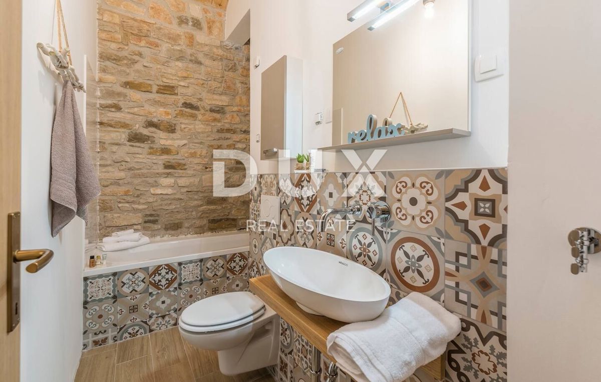 ISTRIA, GROŽNJAN - Bellissima proprietà con 5 unità abitative