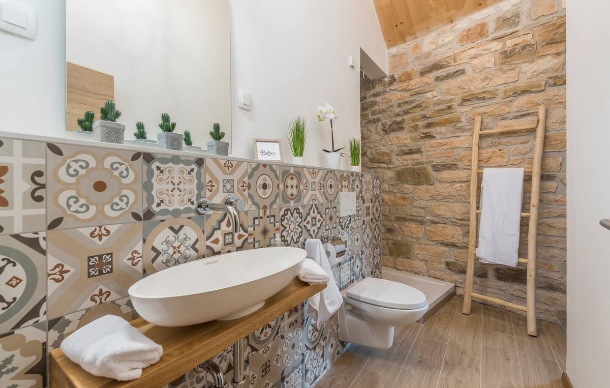 ISTRIA, GROŽNJAN - Bellissima proprietà con 5 unità abitative