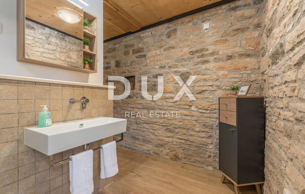 ISTRIA, GROŽNJAN - Bellissima proprietà con 5 unità abitative