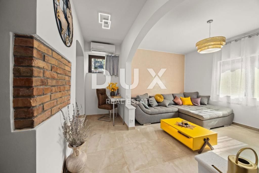 ISTRIA, ROVIGNO - CASA DI LUSSO CON PISCINA E ZONA SPA