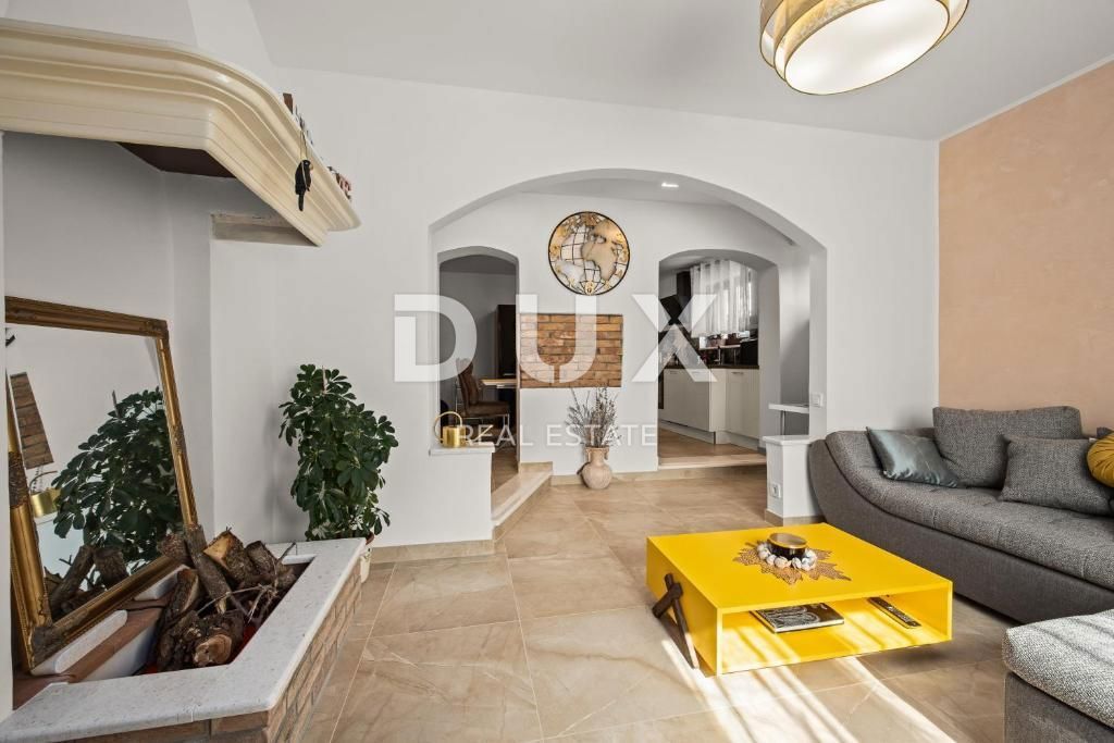 ISTRIA, ROVIGNO - CASA DI LUSSO CON PISCINA E ZONA SPA