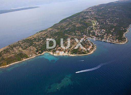 ISOLA DI PAG, LUN - terreno edificabile di 640 m2 in una posizione privilegiata