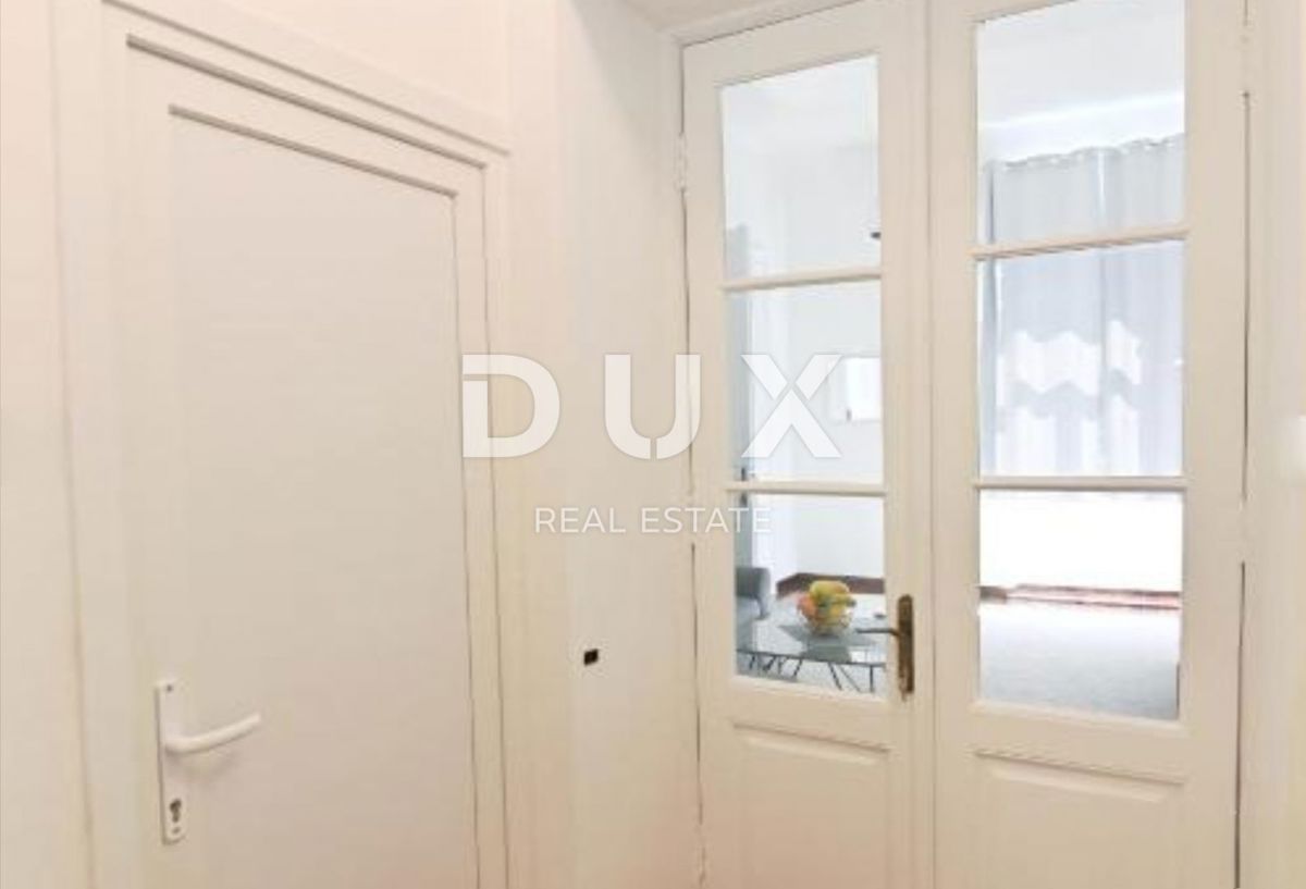 RIJEKA, CENTRO - appartamento 56m2, soggiorno+2 camere da letto, 1° piano, balcone