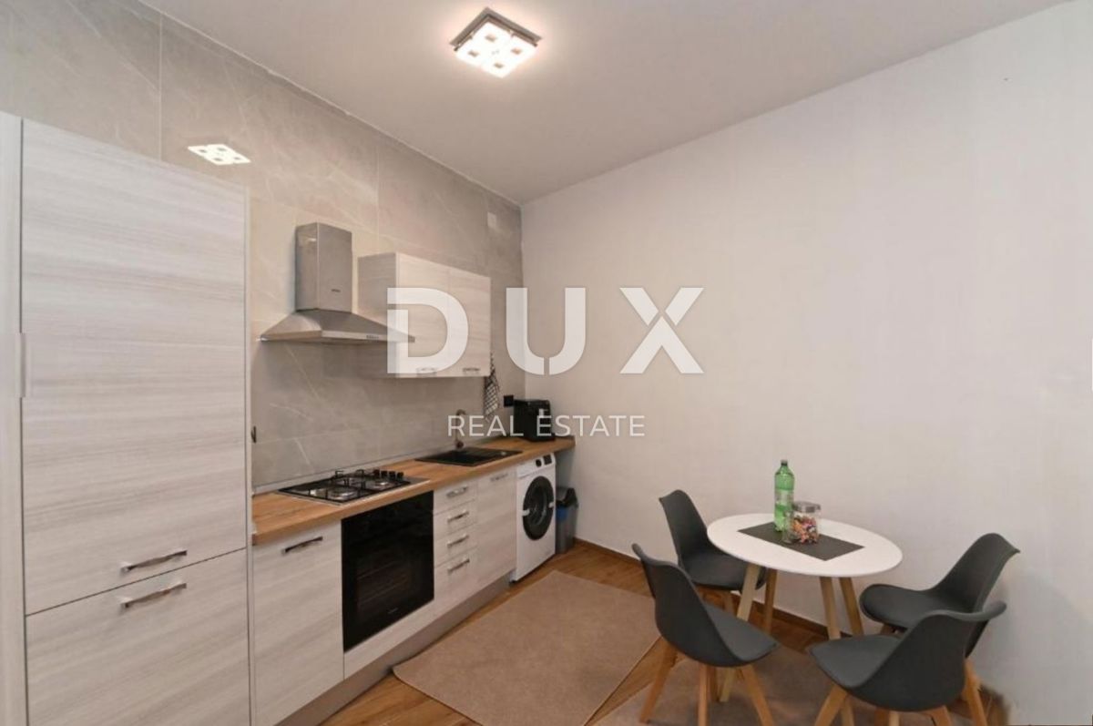 RIJEKA, CENTRO - appartamento 56m2, soggiorno+2 camere da letto, 1° piano, balcone