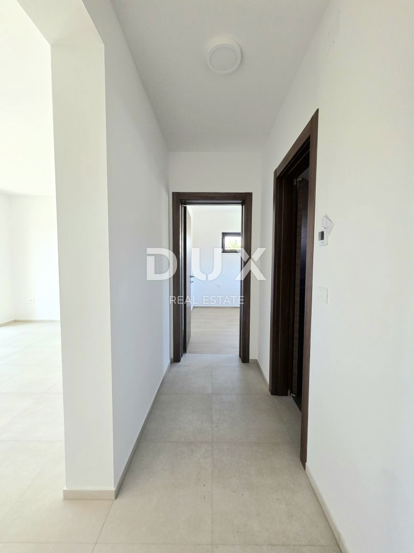 ISTRIA, ŠTINJAN - Una combinazione perfetta di lusso e comfort, appartamento 2SS+DB con garage privato a soli 500 metri da spiagge ben curate e lunghe passeggiate in riva al mare