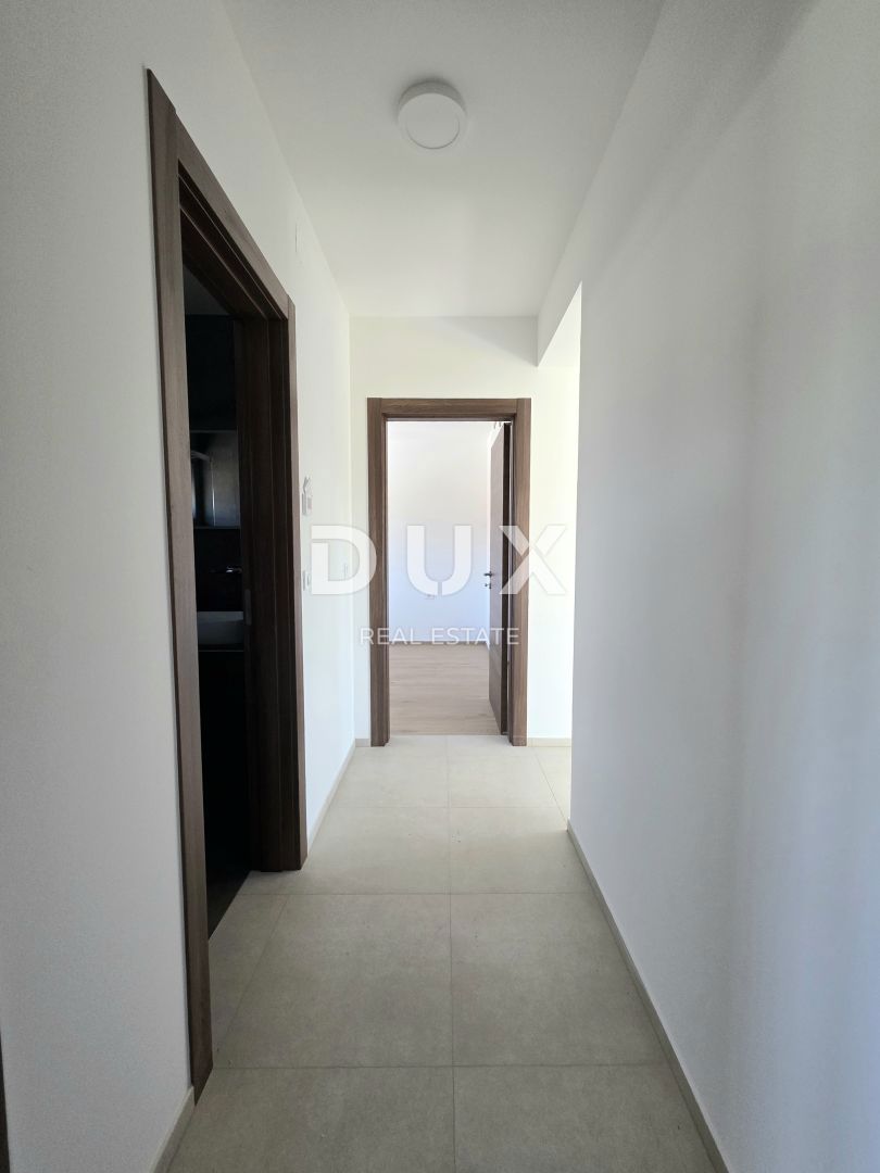 ISTRIA, ŠTINJAN - Una combinazione perfetta di lusso e comfort, appartamento 2SS+DB con garage privato a soli 500 metri da spiagge ben curate e lunghe passeggiate in riva al mare