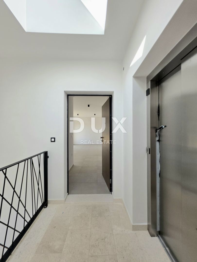 ISTRIA, ŠTINJAN - Una combinazione perfetta di lusso e comfort, appartamento 2SS+DB con garage privato a soli 500 metri da spiagge ben curate e lunghe passeggiate in riva al mare