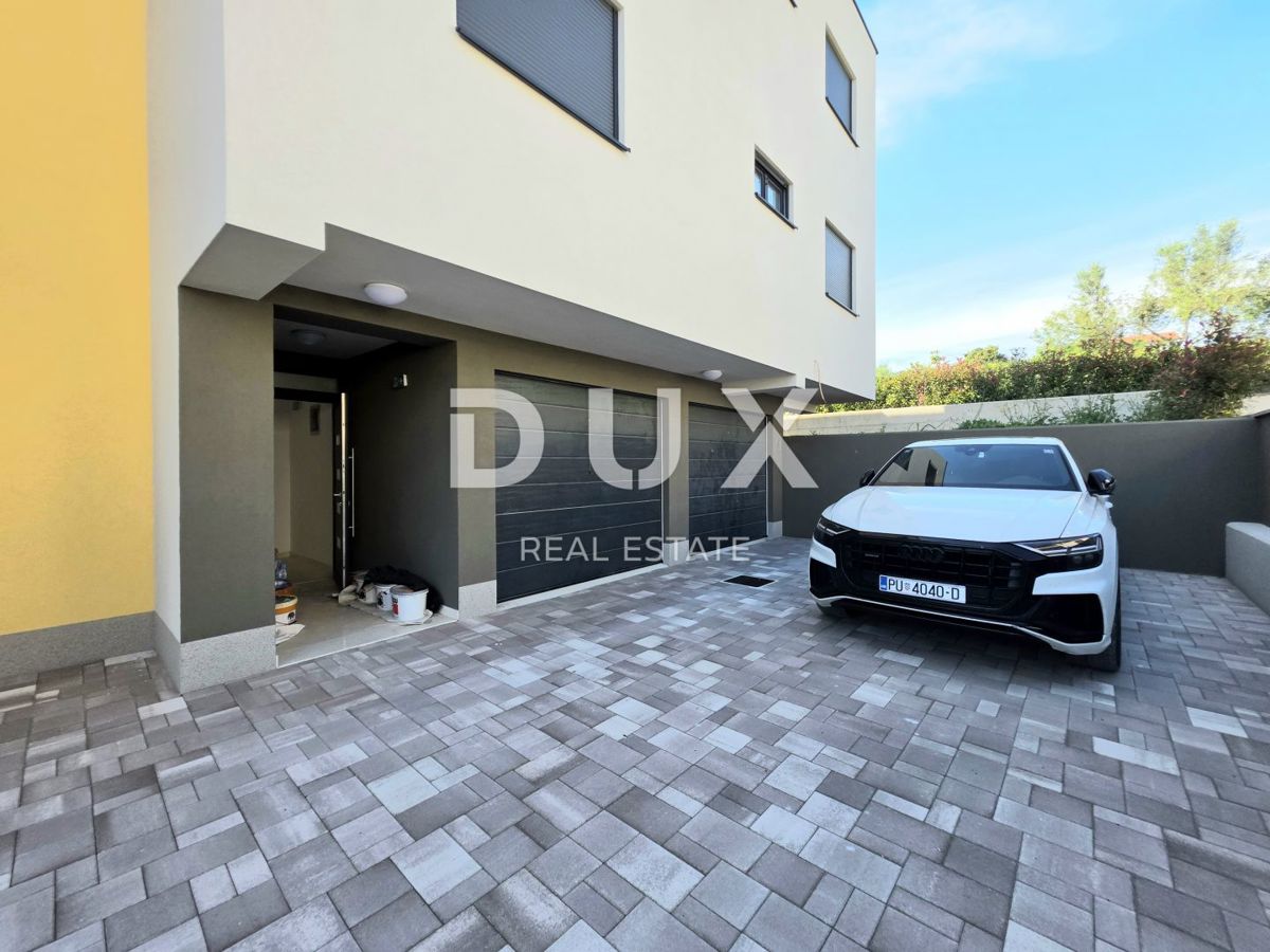 ISTRIA, ŠTINJAN - Una combinazione perfetta di lusso e comfort, appartamento 2SS+DB con garage privato a soli 500 metri da spiagge ben curate e lunghe passeggiate in riva al mare