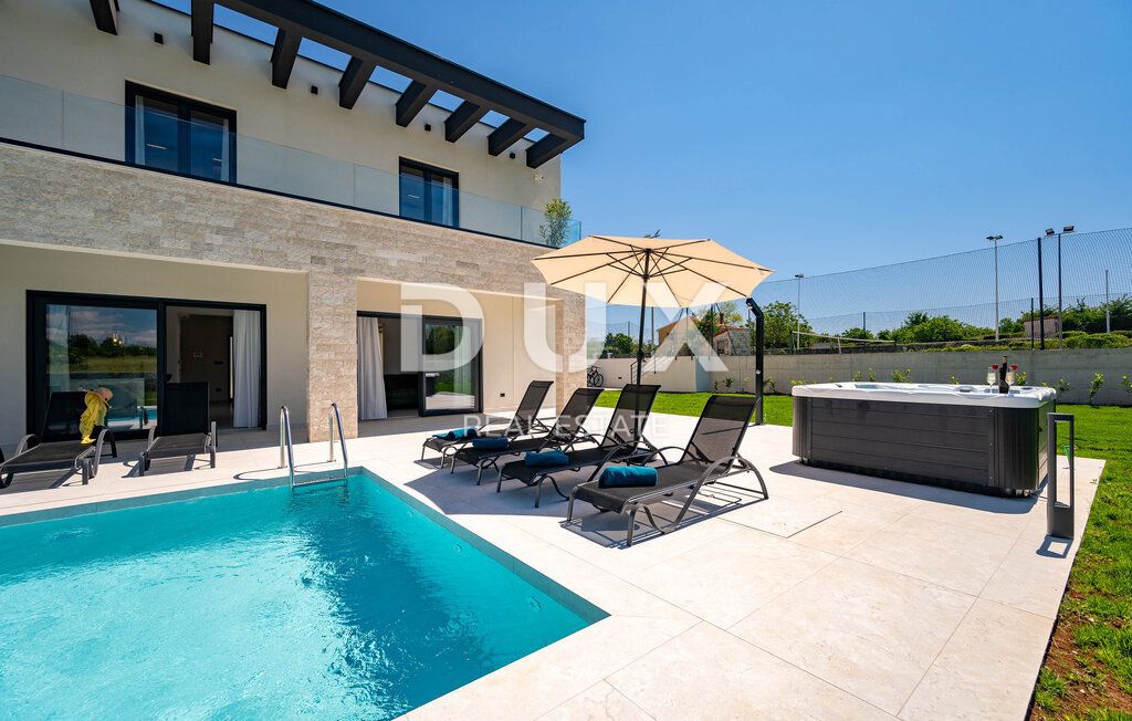 ISTRIA, LABIN - Casa immacolata con piscina e campo da tennis