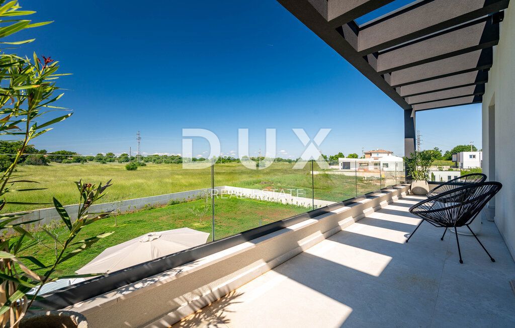 ISTRIA, LABIN - Casa immacolata con piscina e campo da tennis