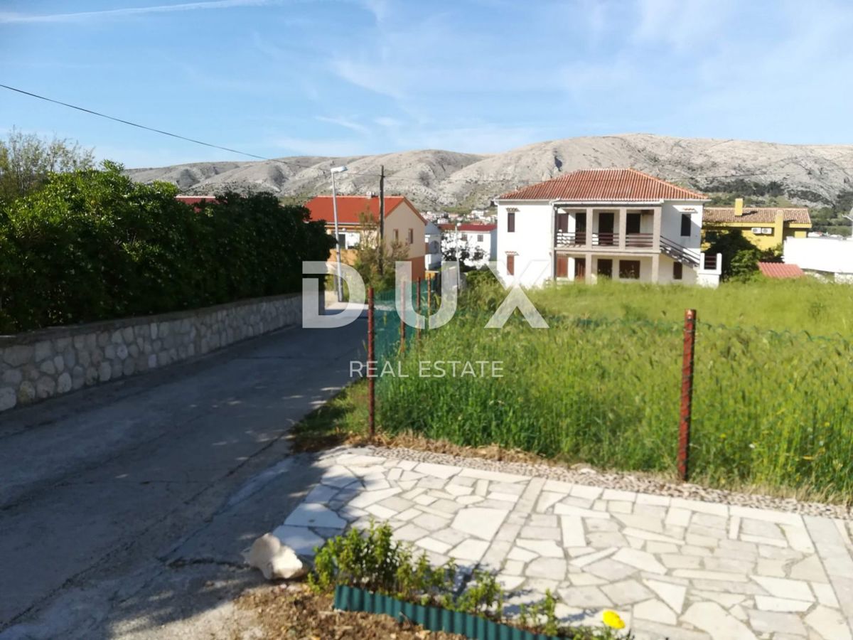 ISOLA DI PAG - terreno edificabile, 370 m2, accesso asfaltato