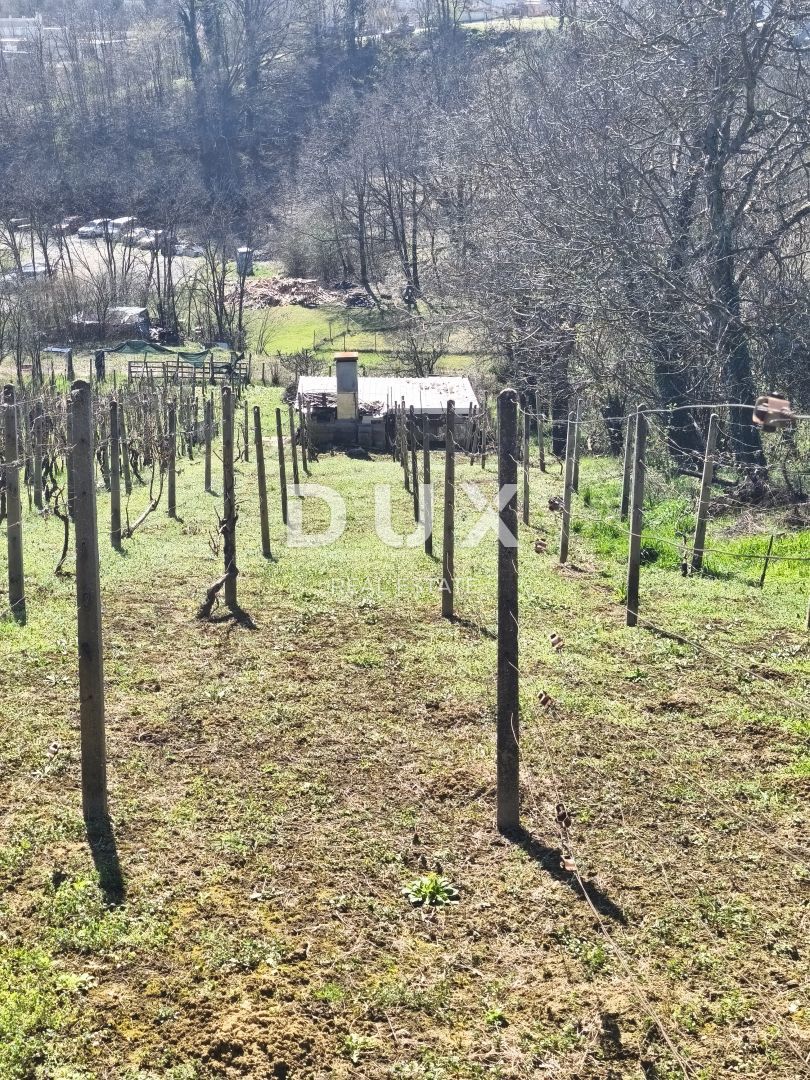 ZAGABRIA, ČRNOMEREC, MIKULIĆI - Terreno con una casa e potenziale edificabile