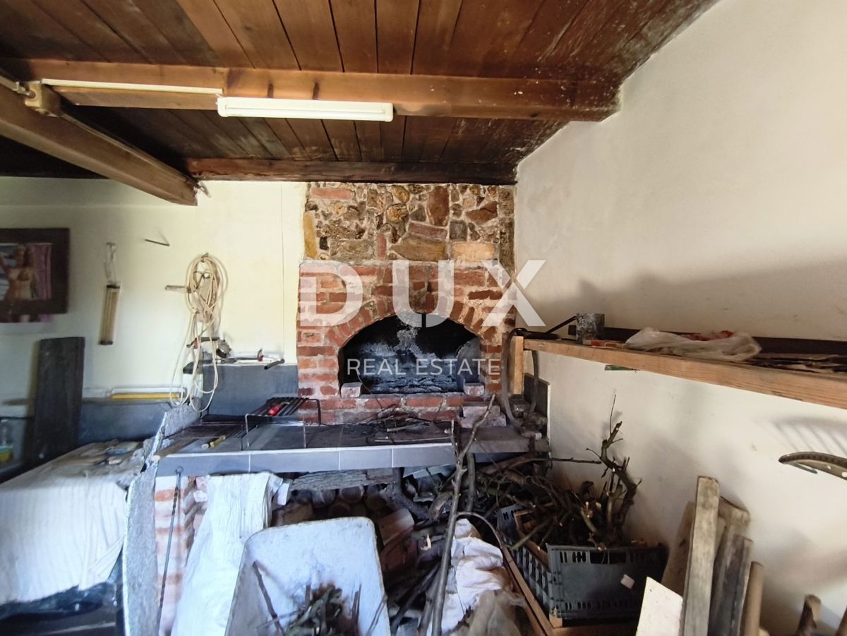 ZAGABRIA, ČRNOMEREC, MIKULIĆI - Terreno con una casa e potenziale edificabile