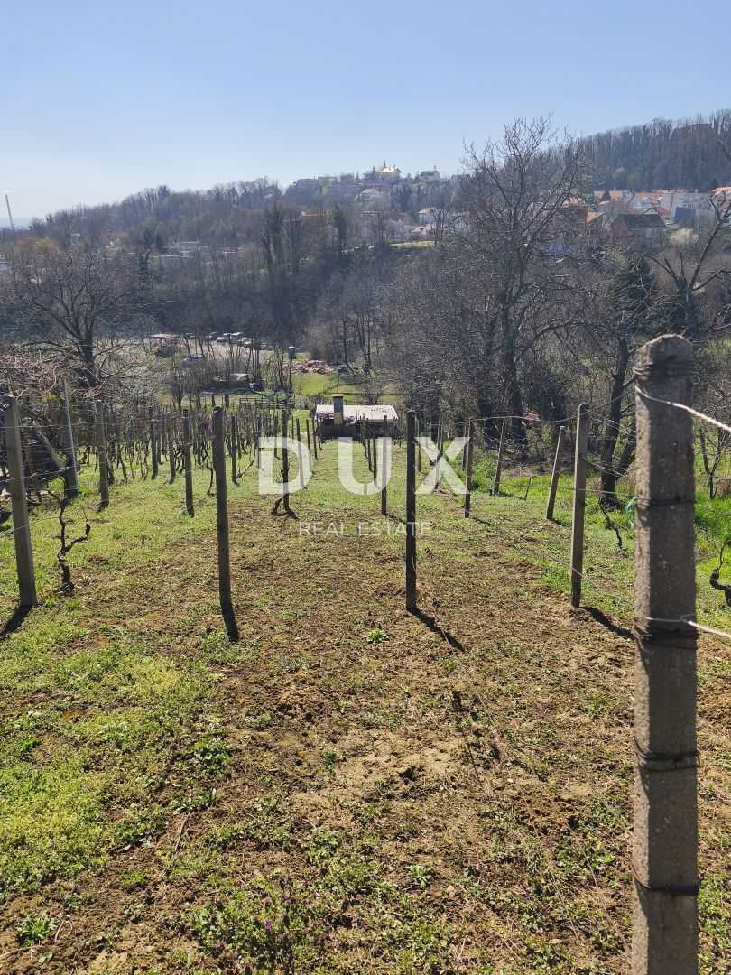 ZAGABRIA, ČRNOMEREC, MIKULIĆI - Terreno con una casa e potenziale edificabile