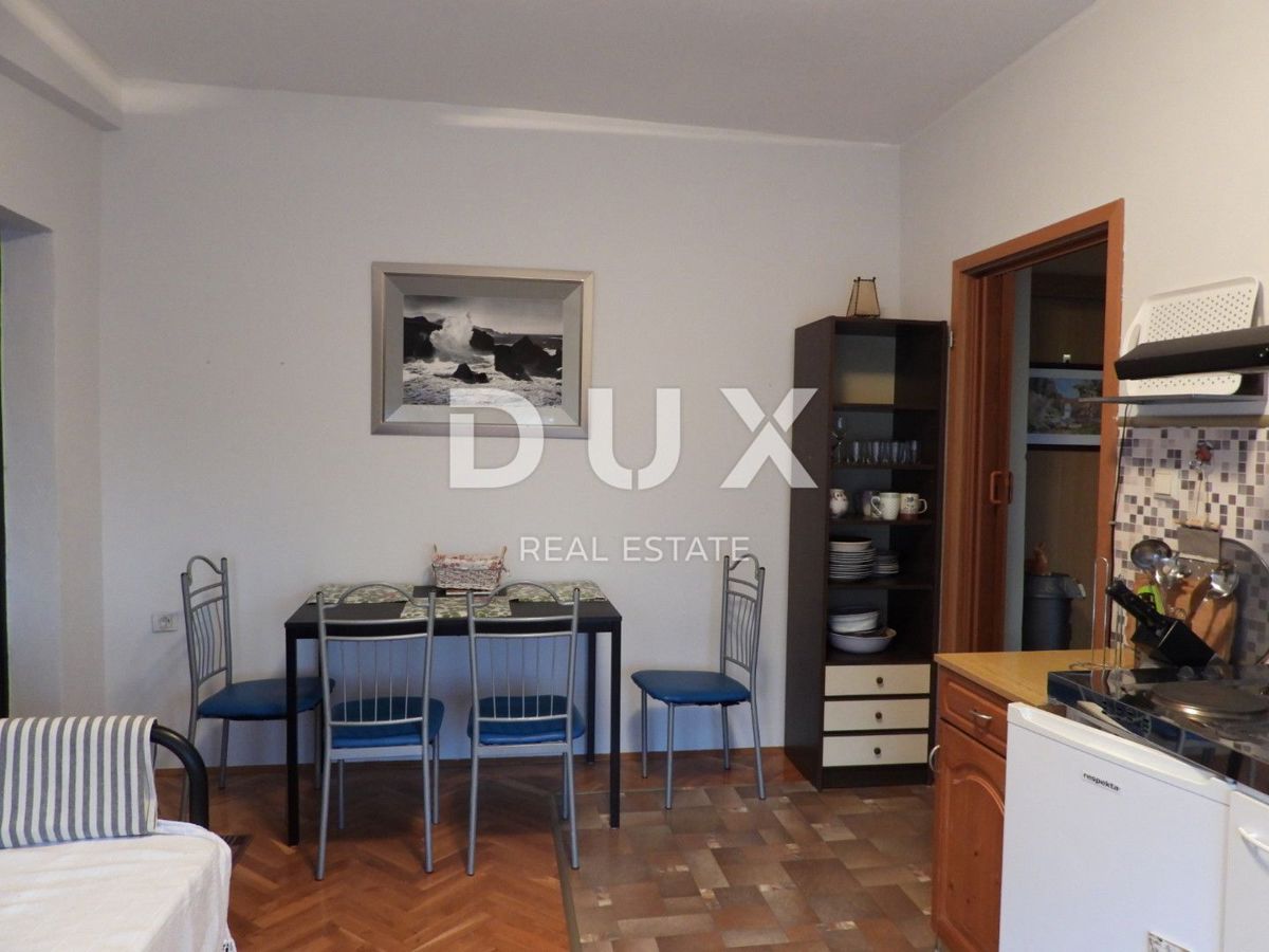 ABBAZIA, MATULJI - casa di 400m2 con un appartamento duplex e due appartamenti + giardino di 710m2