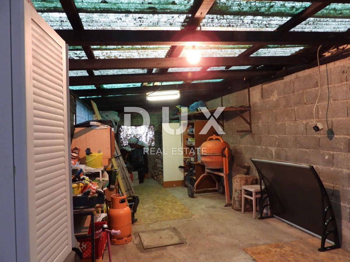 ABBAZIA, MATULJI - casa di 400m2 con un appartamento duplex e due appartamenti + giardino di 710m2
